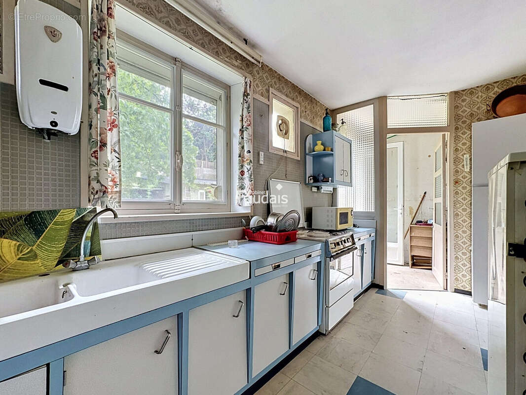 Maison 84 m² à Saint-Lo  - photo 6