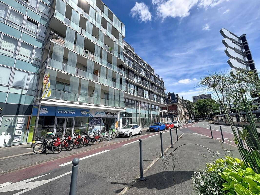   - Appartement à ROUBAIX