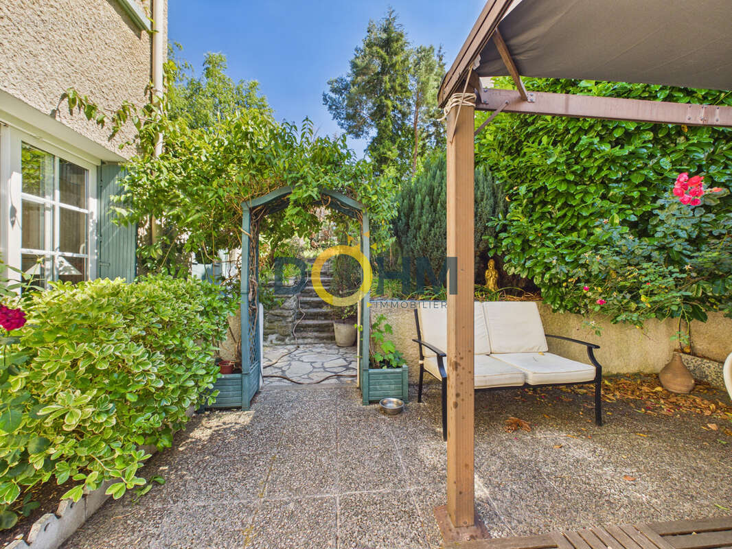 Maison 130m2, 4 chambres, terrain 482m2 - photo 3