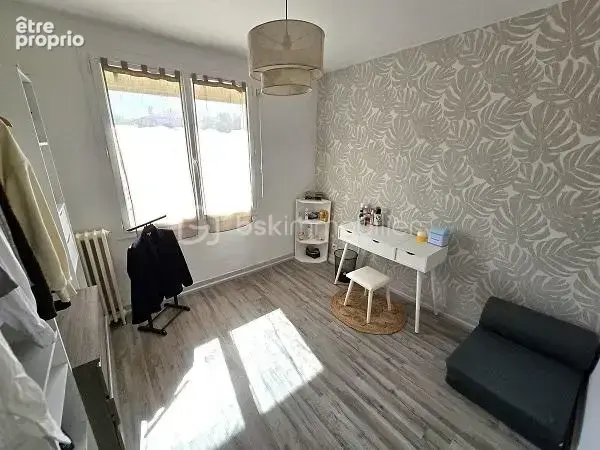 Maison de 120 m2 avec 4 chambres, 2 salles d'eau, une piscine sur un terrain de 828 m2 !!! - photo 18