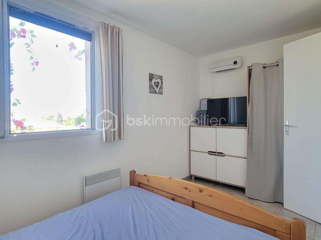 Pavillon T3 de 54 M² + 15 m² de vérenda + grand jardin dans une résidence sécurisée avec pisicine, entre Colombiers et Béziers - photo 14