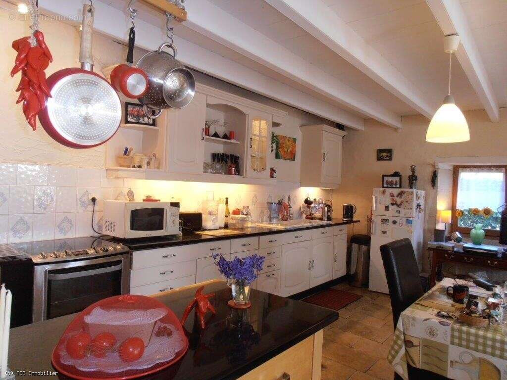 Maison à SAUZE-VAUSSAIS