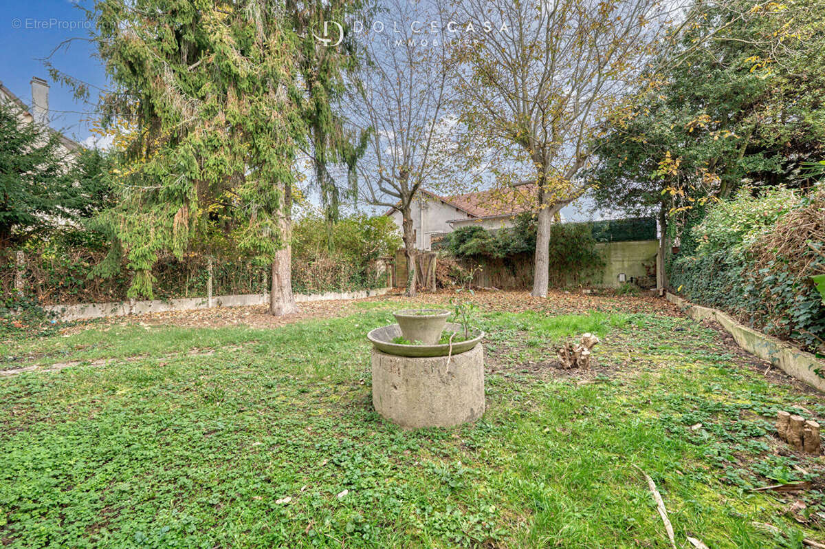 Maison à BRY-SUR-MARNE