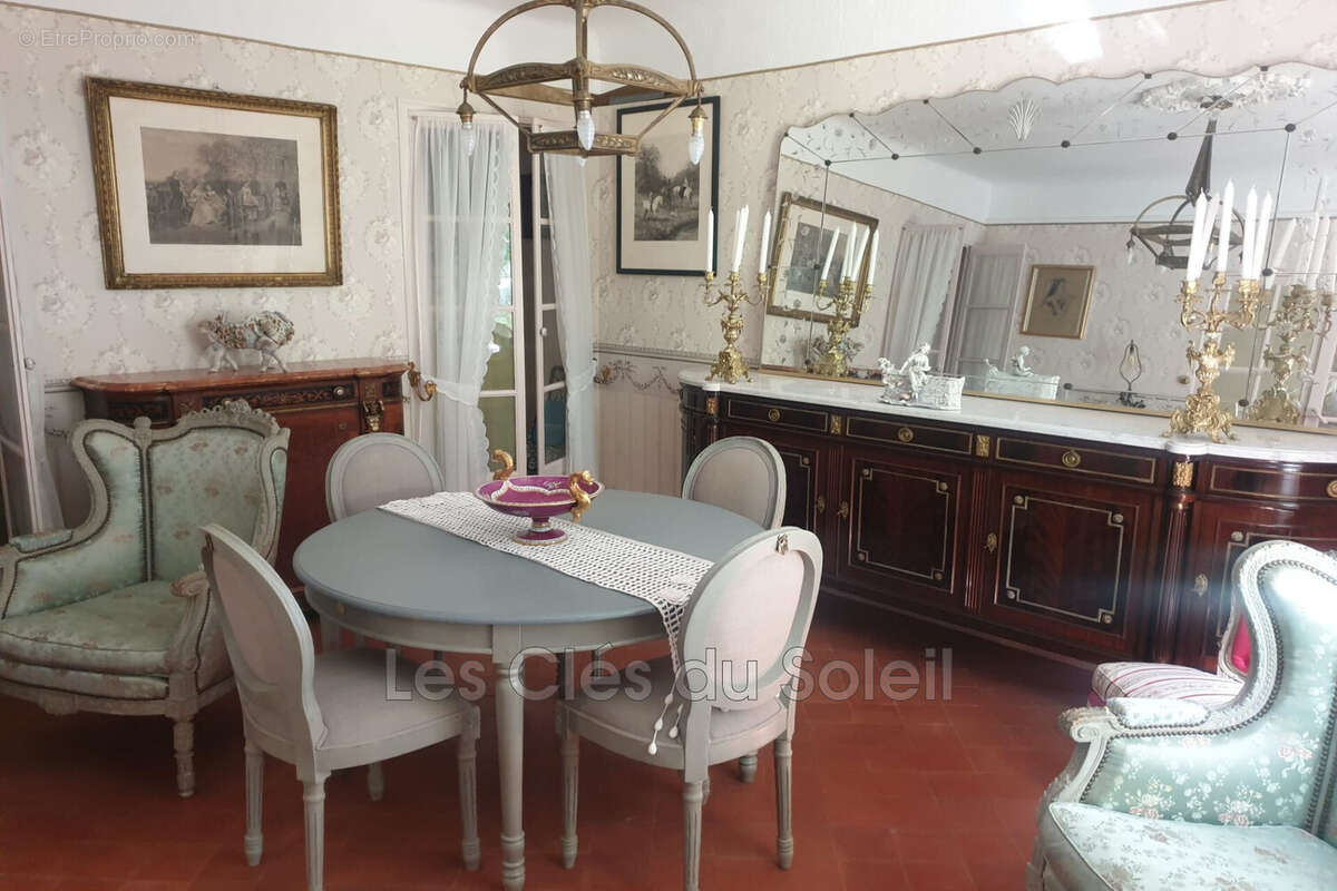 Maison 173 m² à Tourves  - photo 4