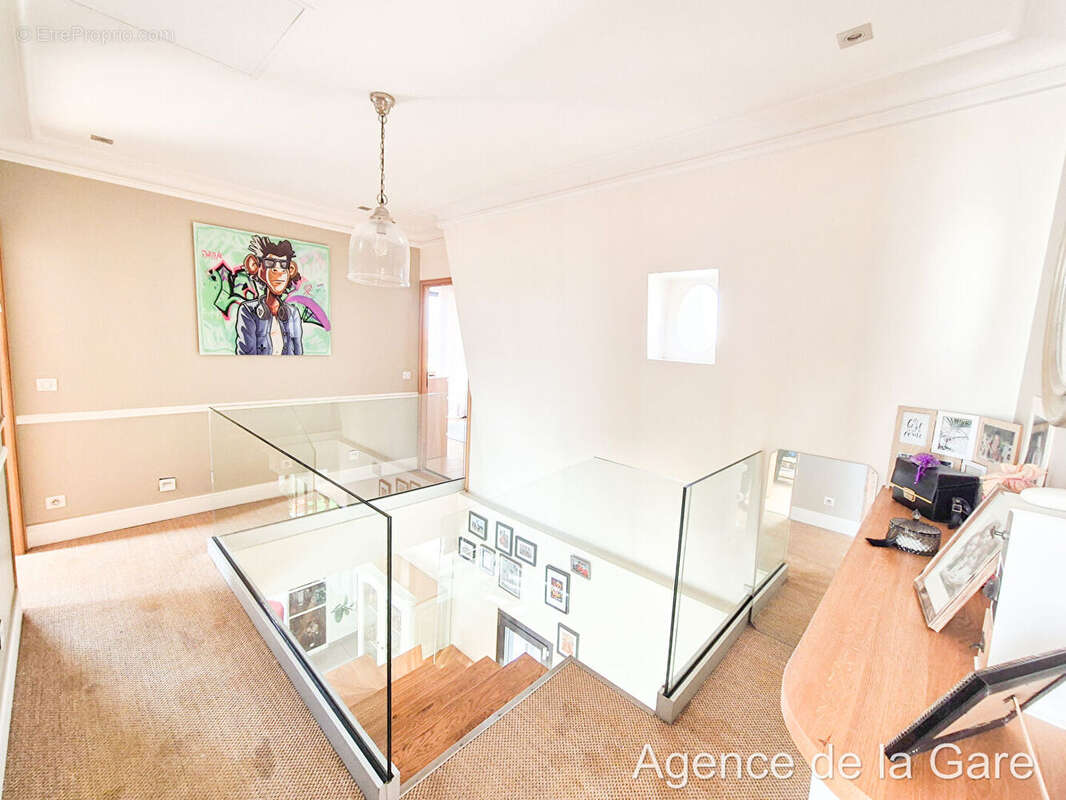 Maison à CARRIERES-SUR-SEINE