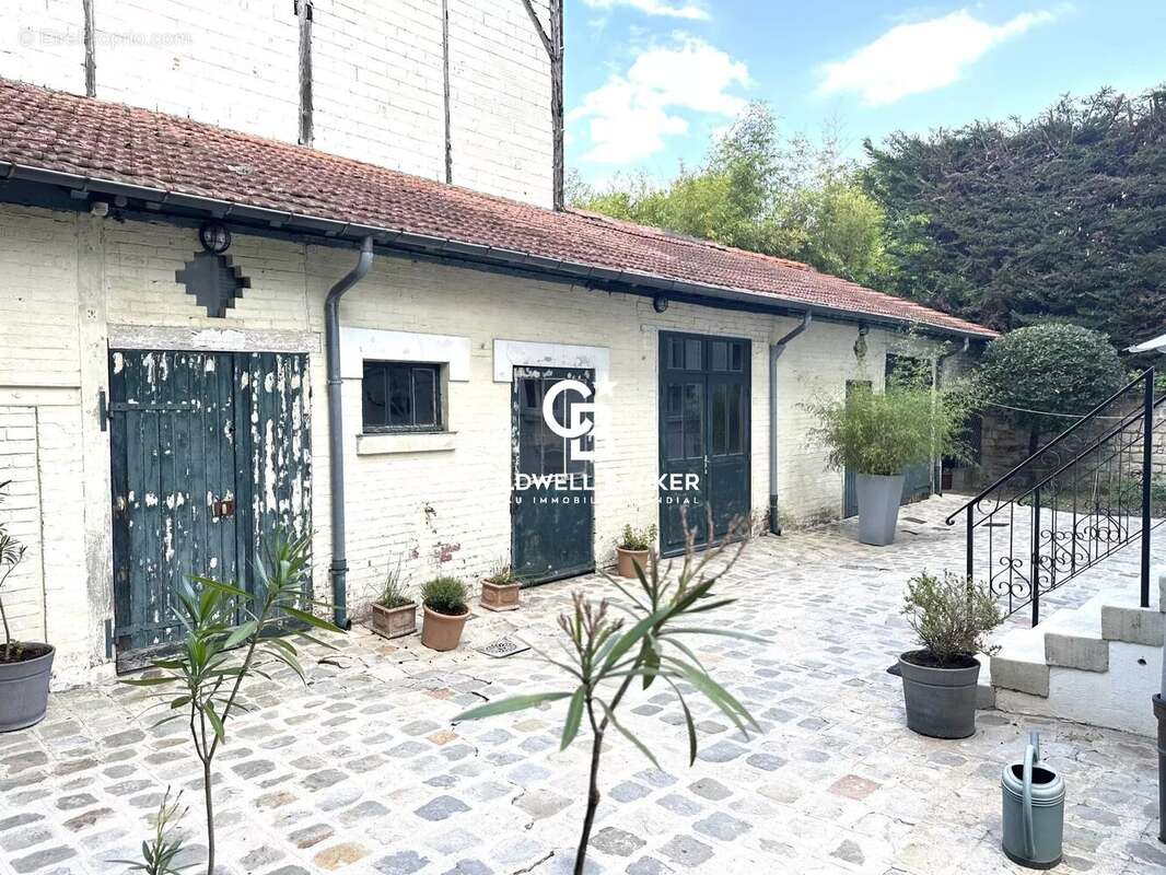 Maison à LE VESINET