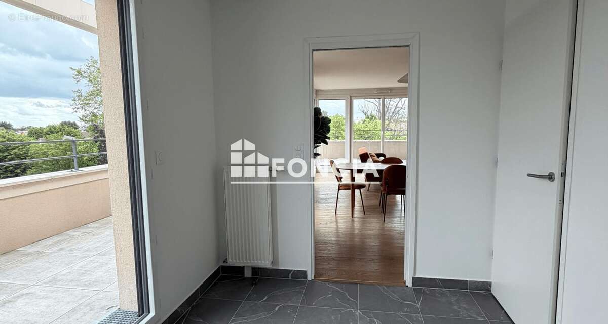 5 pieces - duplex - derniers etages - terrasse plein ciel - photo 4