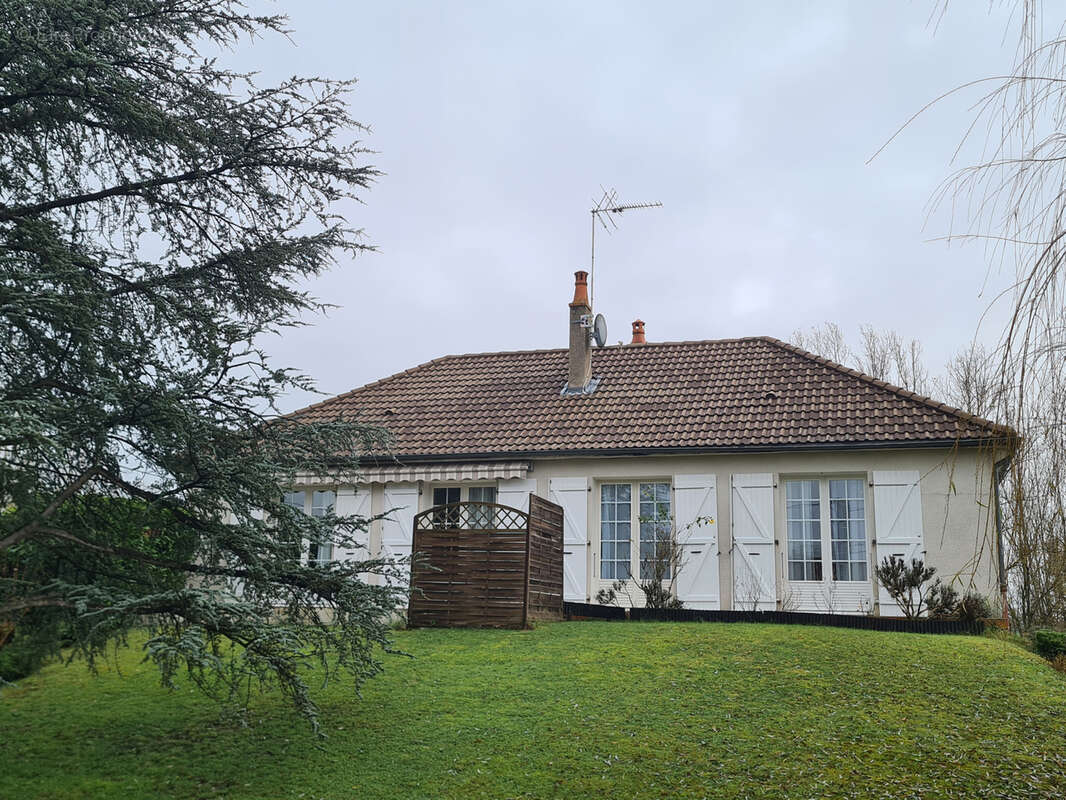 Maison à BESSAY-SUR-ALLIER
