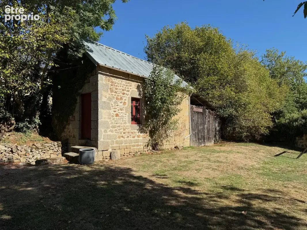 Auv 1231 : Trois maisons, dépendances, ancien four à pain, 2147m2 - photo 30