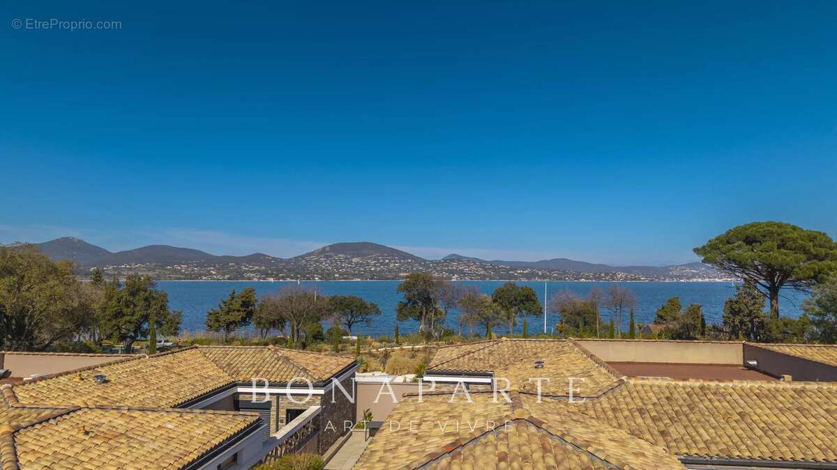 SAINT-TROPEZ GASSIN Exclusivité : Superbe villa-appartement en duplex avec vue mer exceptionnelle - photo 5