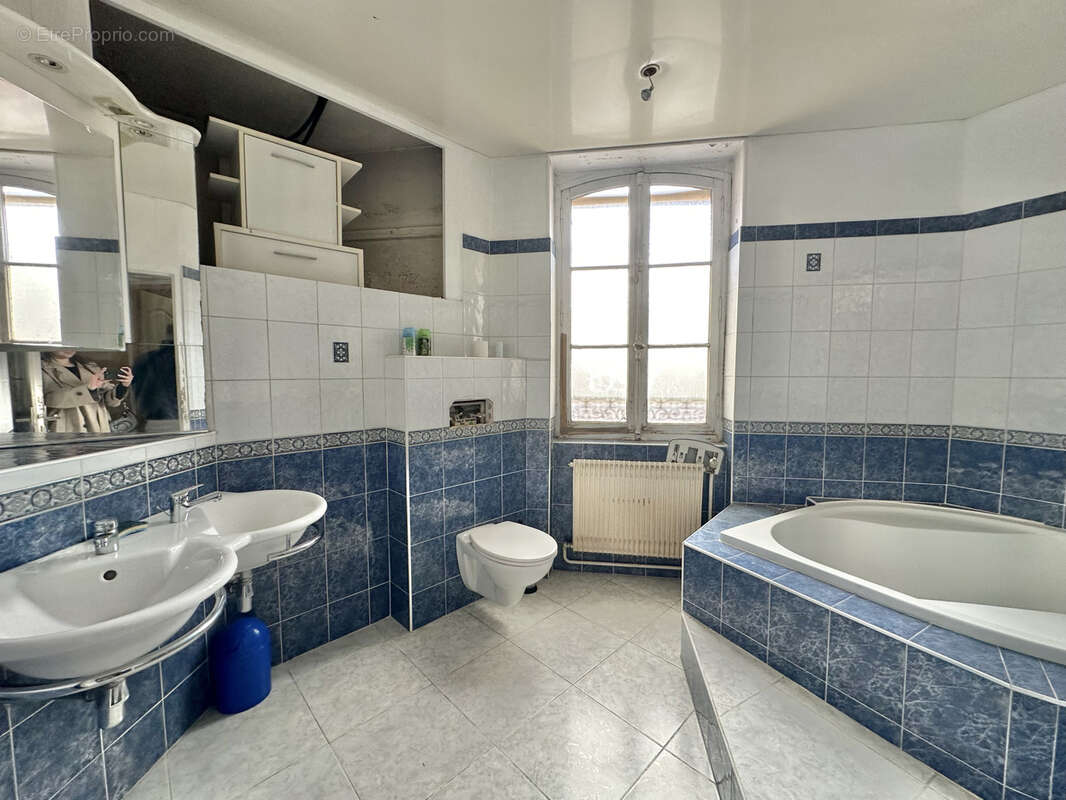 Appartement à CHAMPS-SUR-MARNE