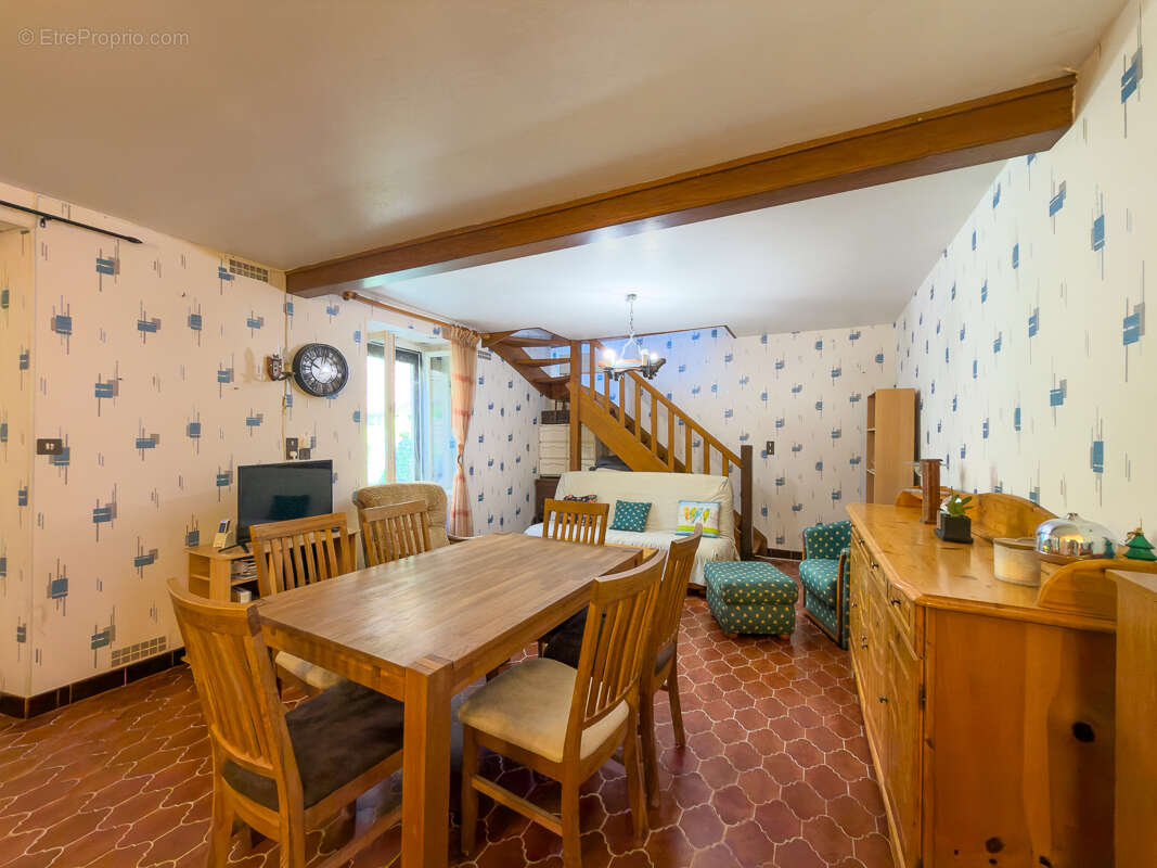 Maison Gracay 4 pièce(s) 90 m² - photo 3