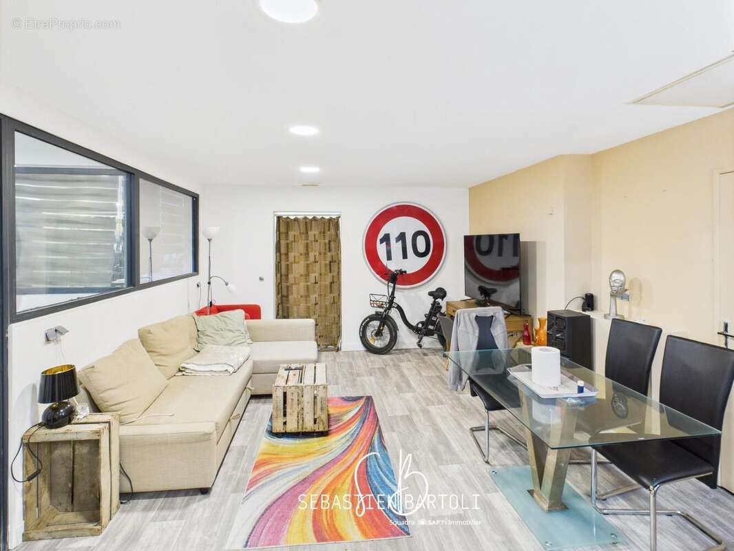 Photo 4 - Commerce à PORTO-VECCHIO