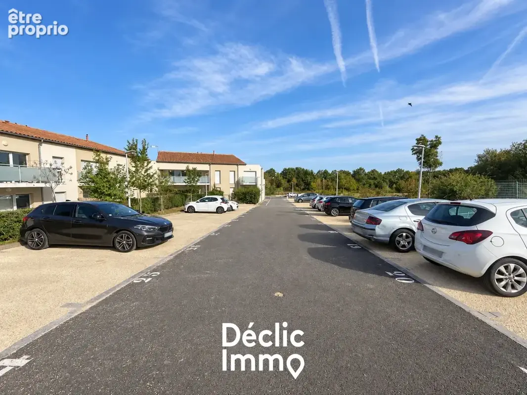 INVESTISSEURS - T3 loué avec balcon et deux parkings - photo 9