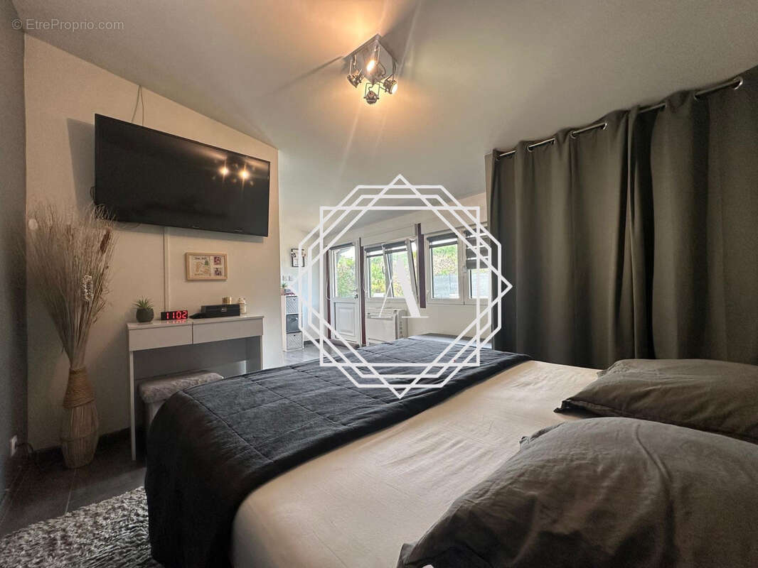 Maison à GRISY-LES-PLATRES