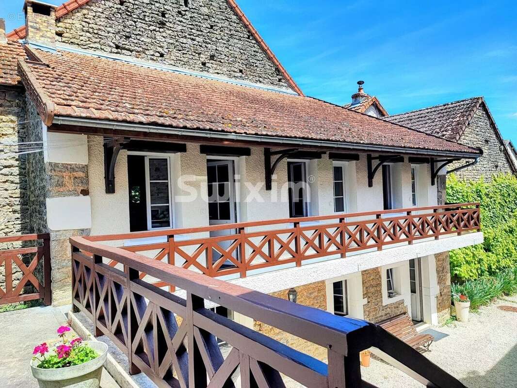 Maison à POUILLY-EN-AUXOIS