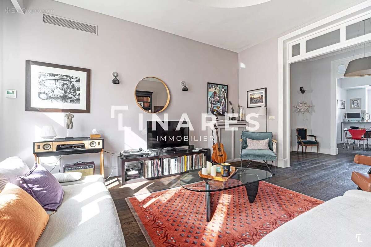 Appartement à MARSEILLE-8E