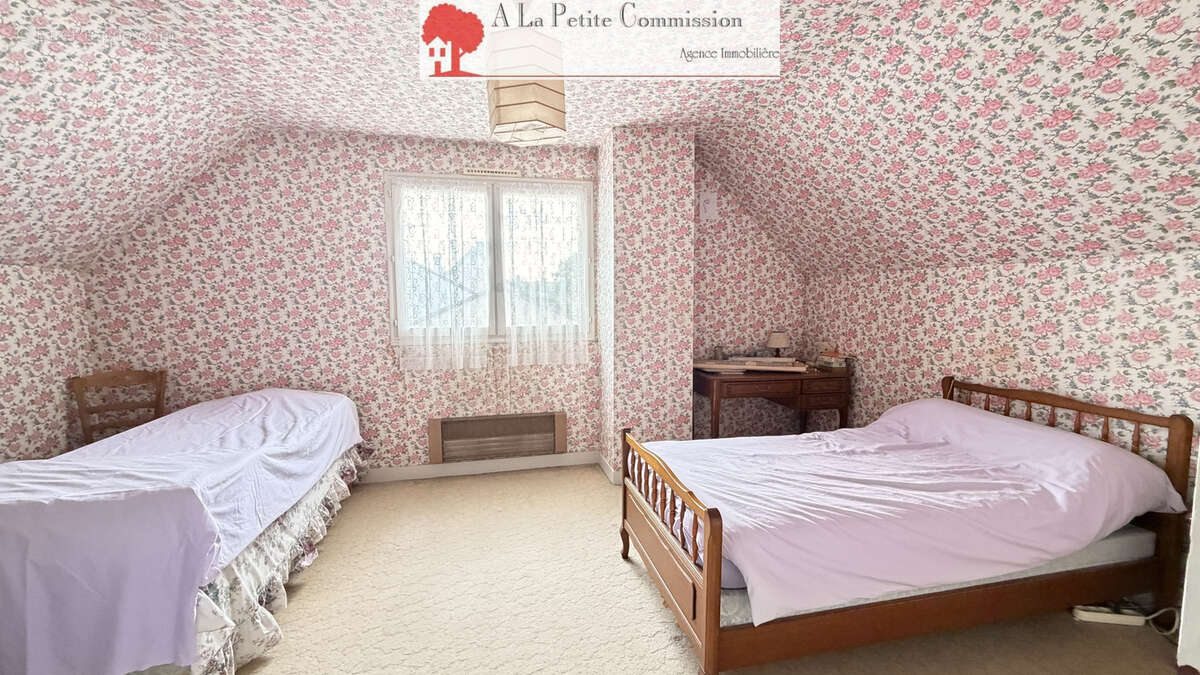 Maison familiale à vendre à Berchères-les-Pierres   Agence A La Petite Commission - photo 8