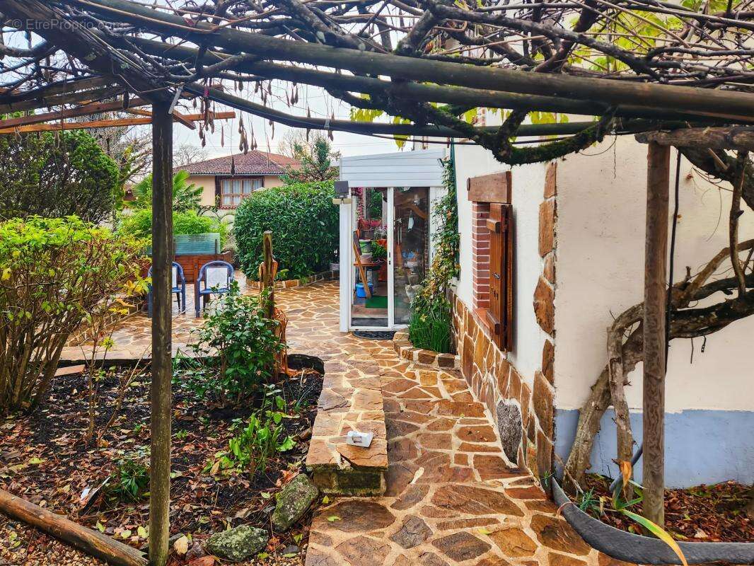 Maison à ORADOUR-FANAIS