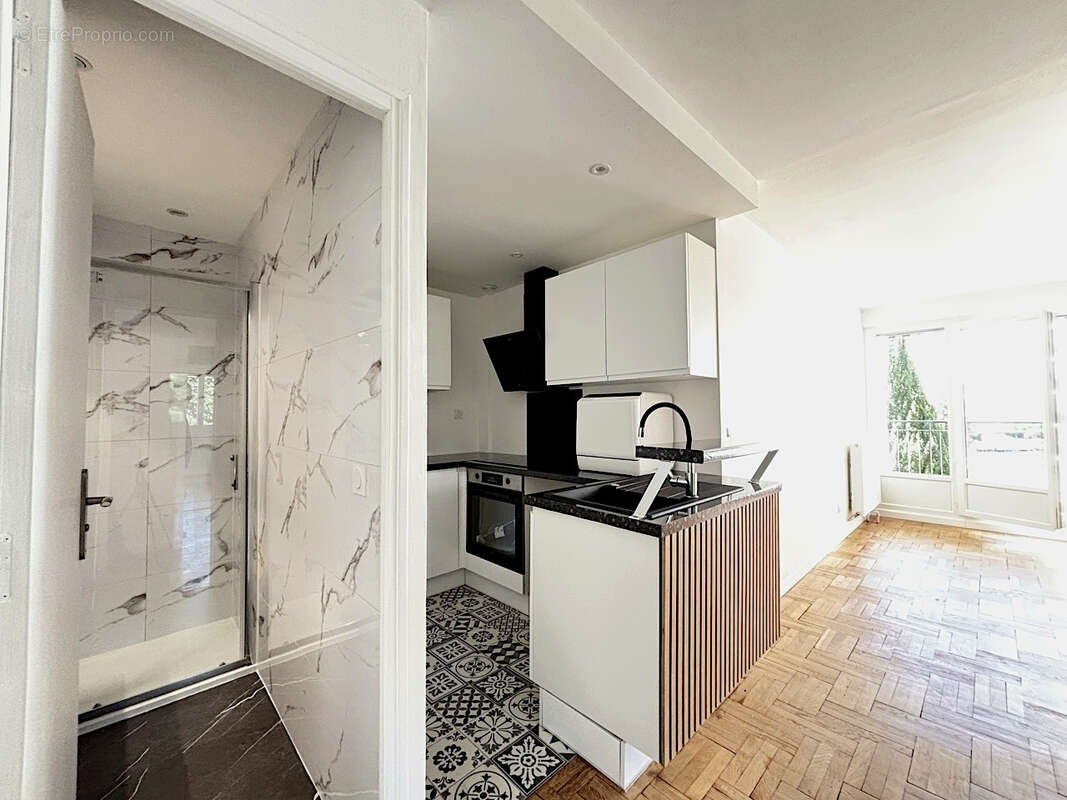 Appartement à SAINTE-FOY-LES-LYON