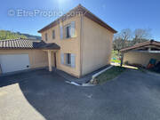 Photo 1 - Maison à AMPLEPUIS