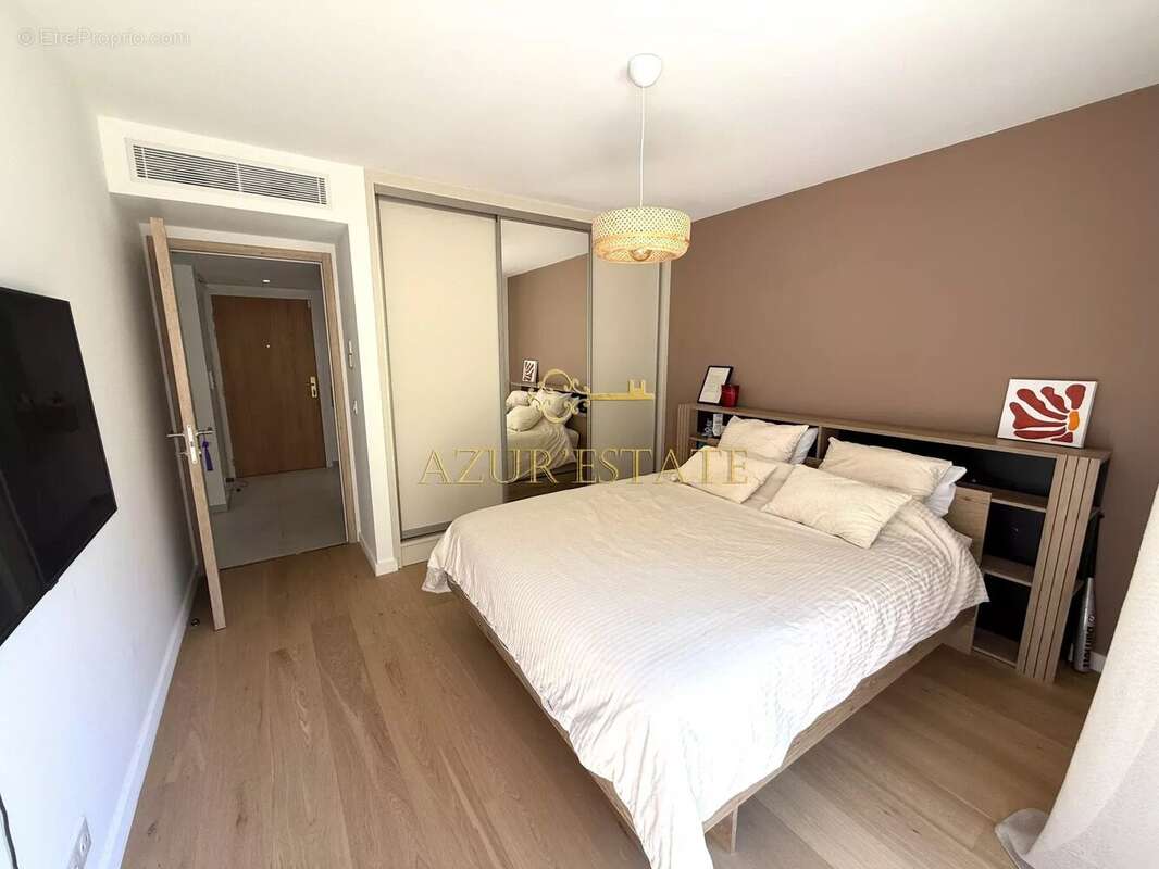 Appartement à EZE