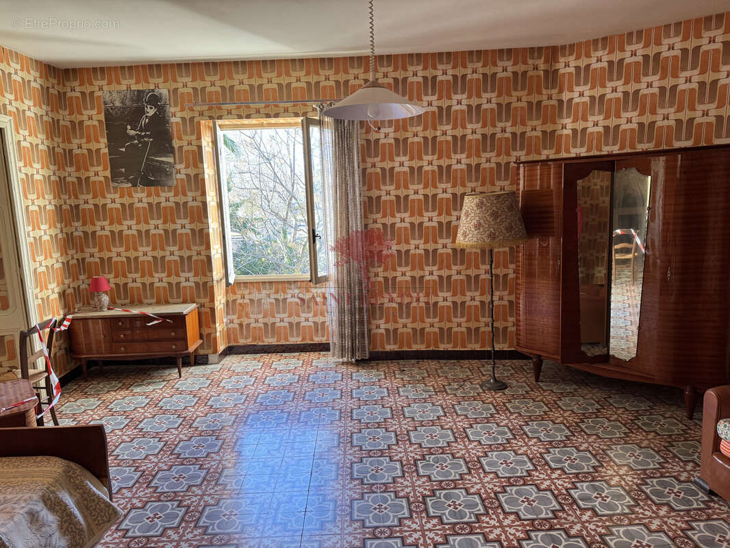Maison à MONTPEYROUX