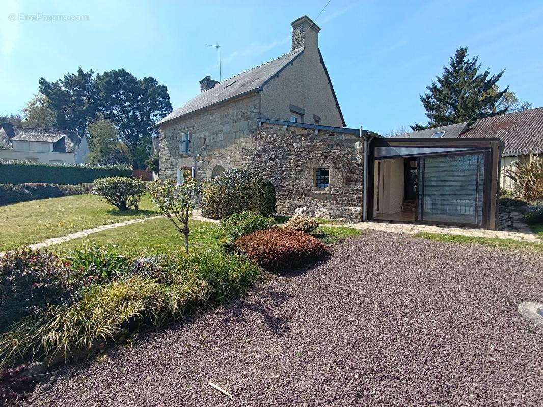 Maison à SAINT-GERAND