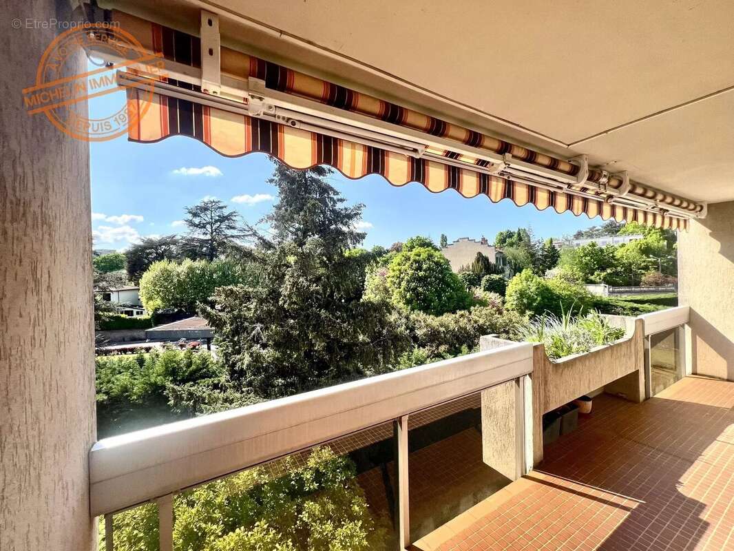 Appartement à CHAMPAGNE-AU-MONT-D'OR