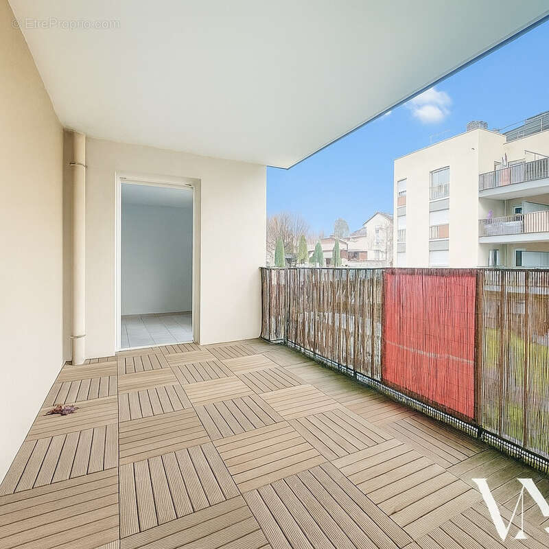 Appartement à CHAMPAGNE-AU-MONT-D'OR