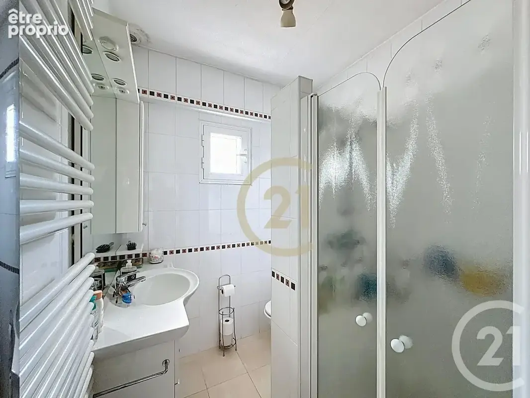 Maison 9 pièces 185 m² à vendre à Remoulins (30210) - photo 6