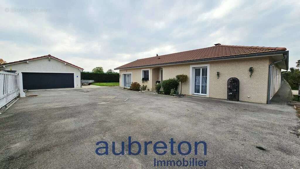 Maison à MARCILLOLES