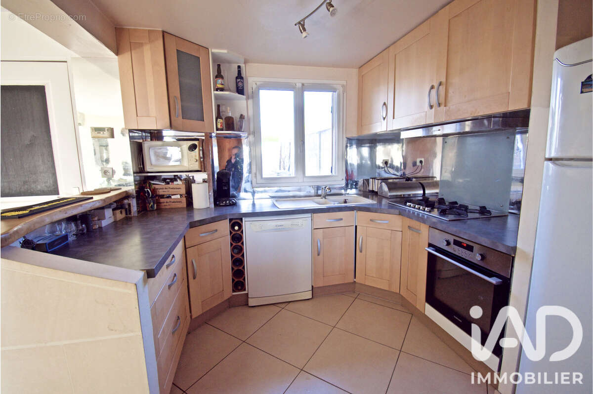Maison 131 m² à Boissy-Sous-Saint-Yon  - photo 5