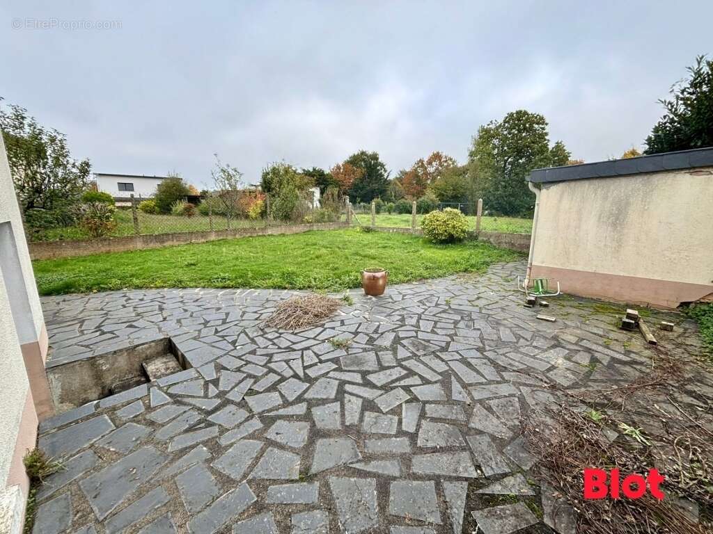 Maison à CHARTRES-DE-BRETAGNE