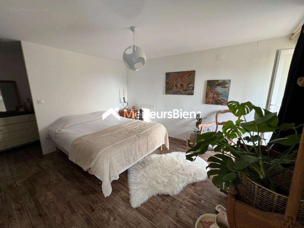 Maison à SAINT-JEAN-DE-SERRES