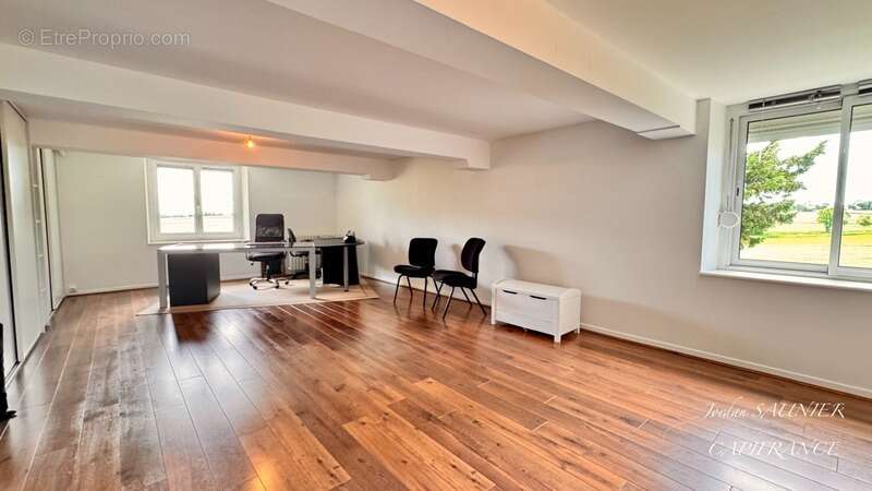 Dpt Tarn (81), à vendre Puylaurens maison P7 de 320 m² - Terrain de 3000 m² - photo 16