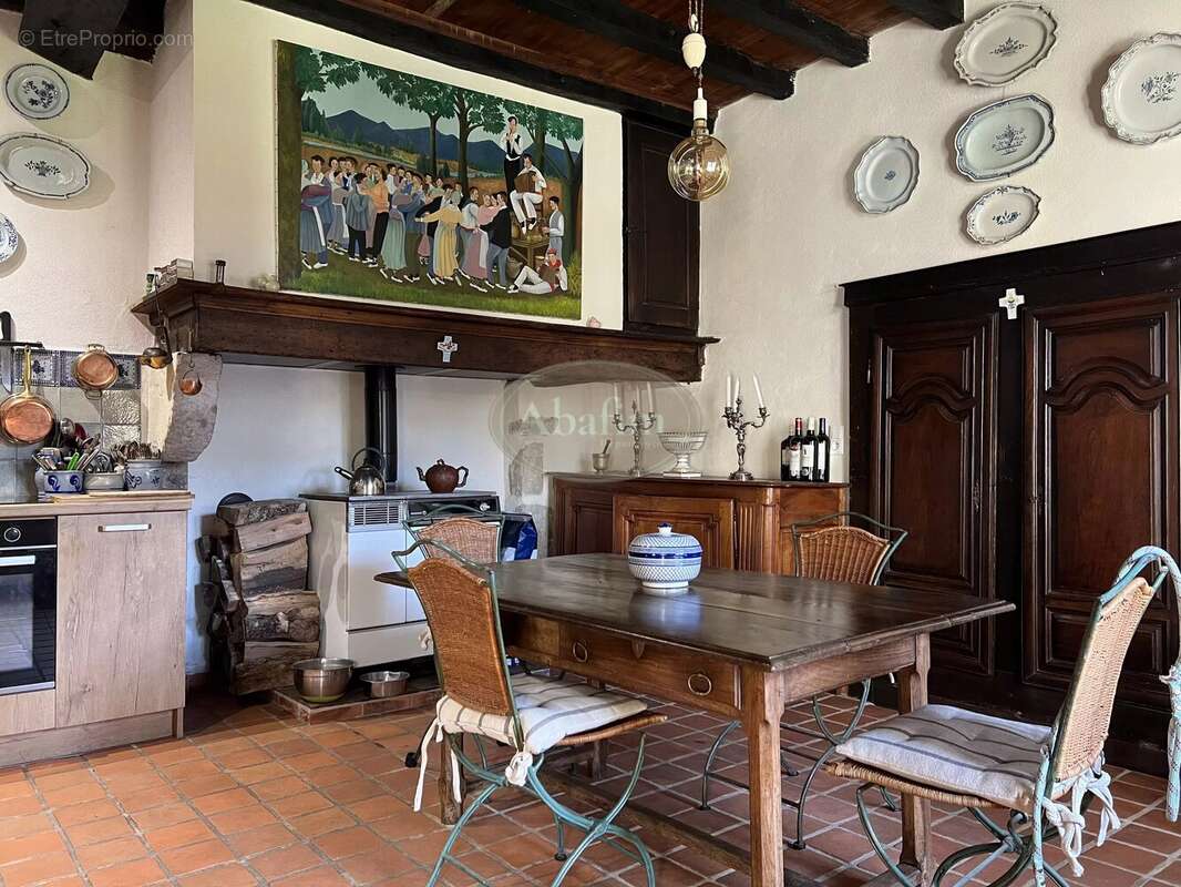 Maison à SAUVETERRE-DE-BEARN