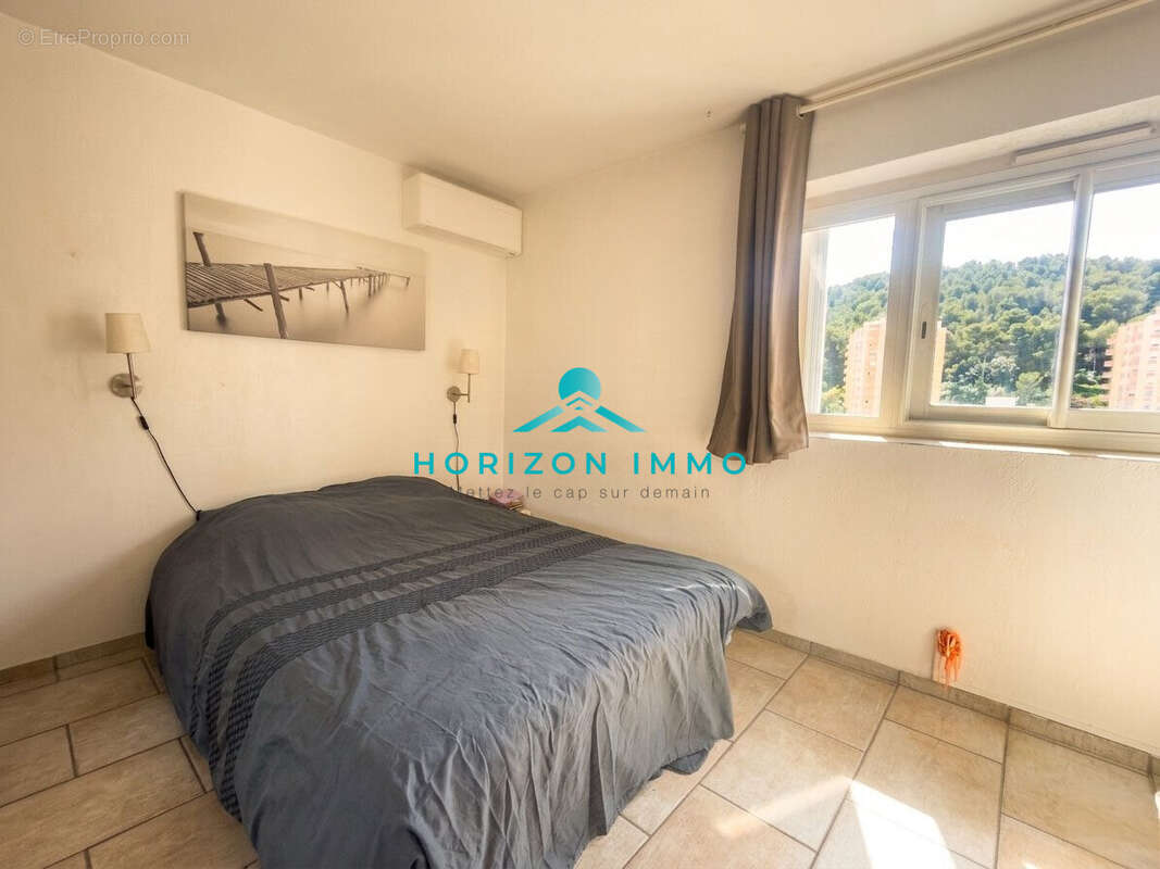 Appartement à SAINT-LAURENT-DU-VAR