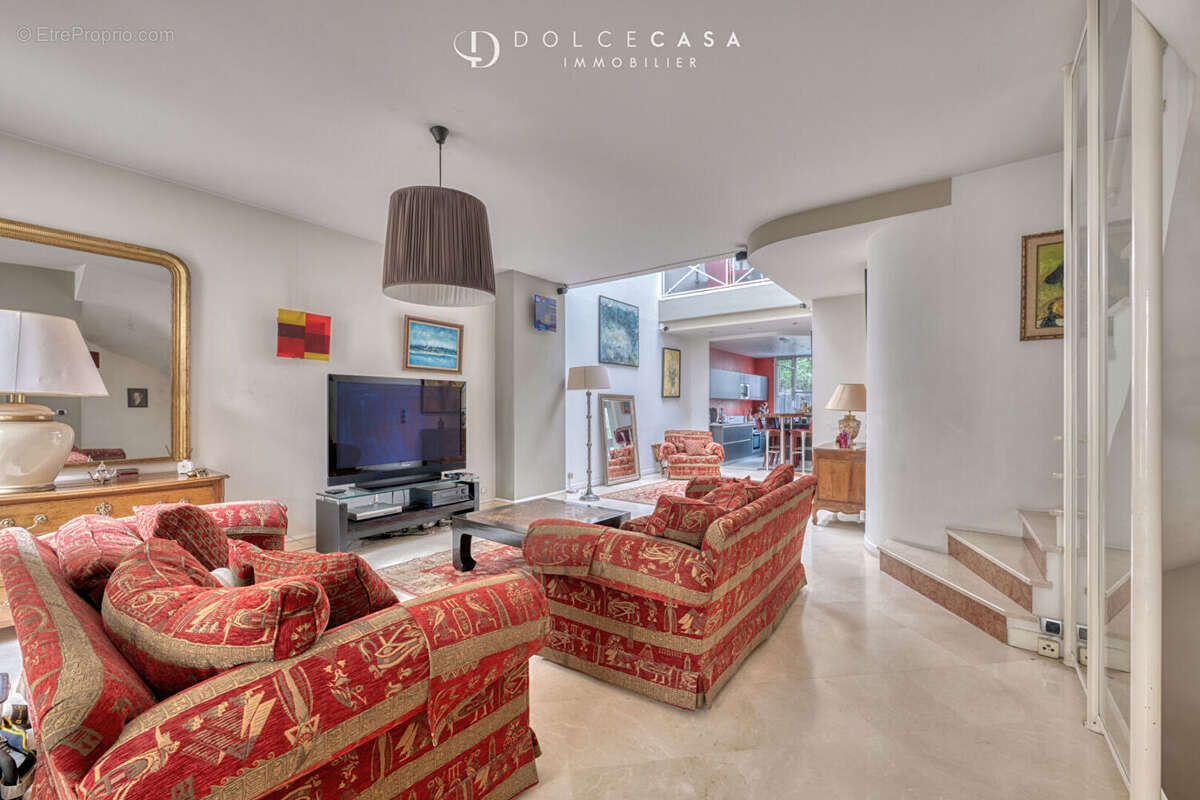 Maison à NOGENT-SUR-MARNE