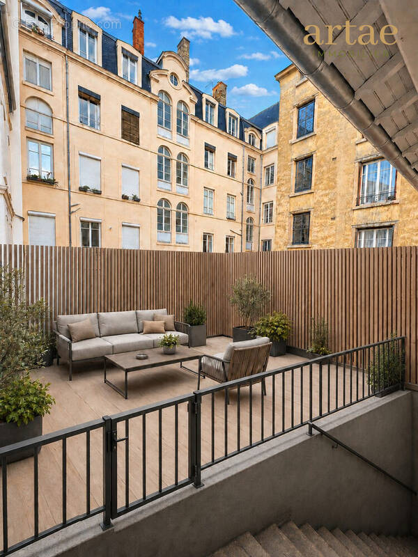 Appartement à LYON-6E