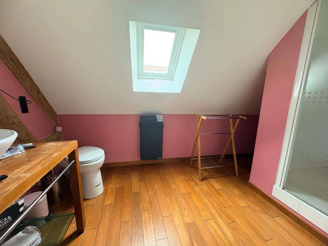 Maison de 7 pièces de 240 m² - photo 22