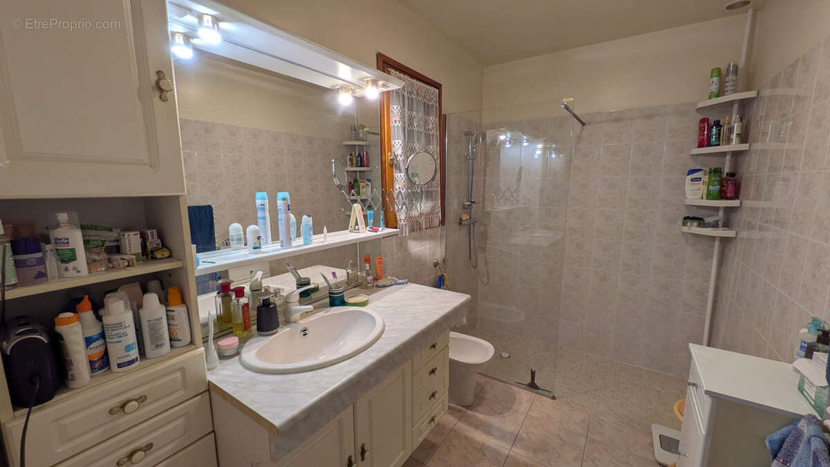 Maison à SAINT-GENIS-DES-FONTAINES