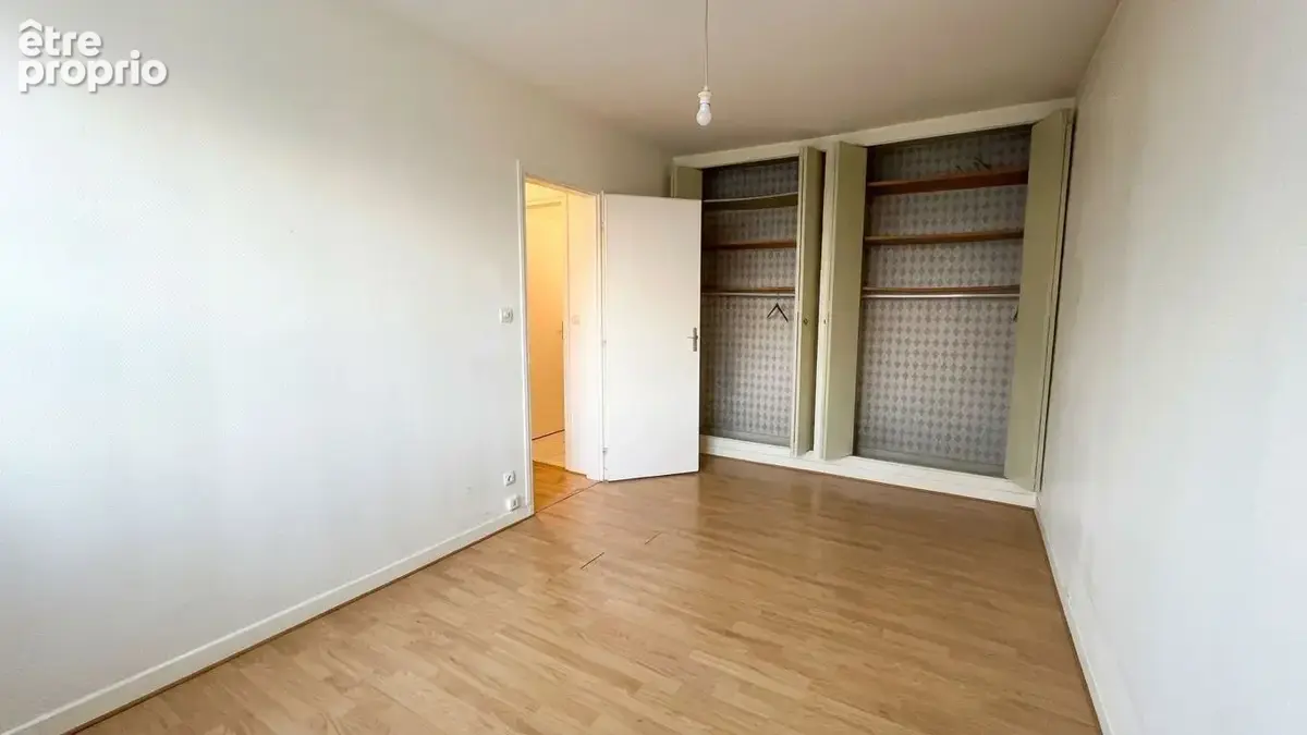 Appartement À Vendre - photo 5