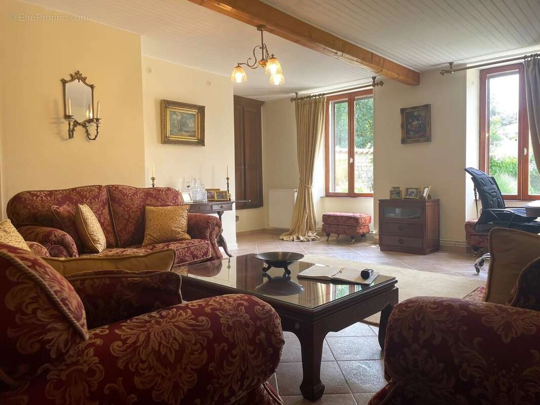 Belle maison pleine de possibilités - photo 7
