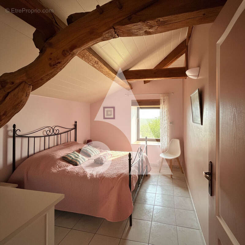 Maison à SAINT-MATRE