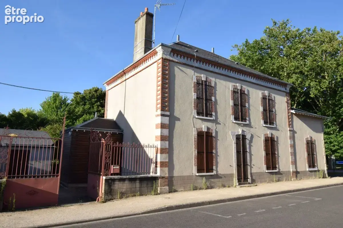 Maison 194 m² à Neuville-Aux-Bois  - photo 2