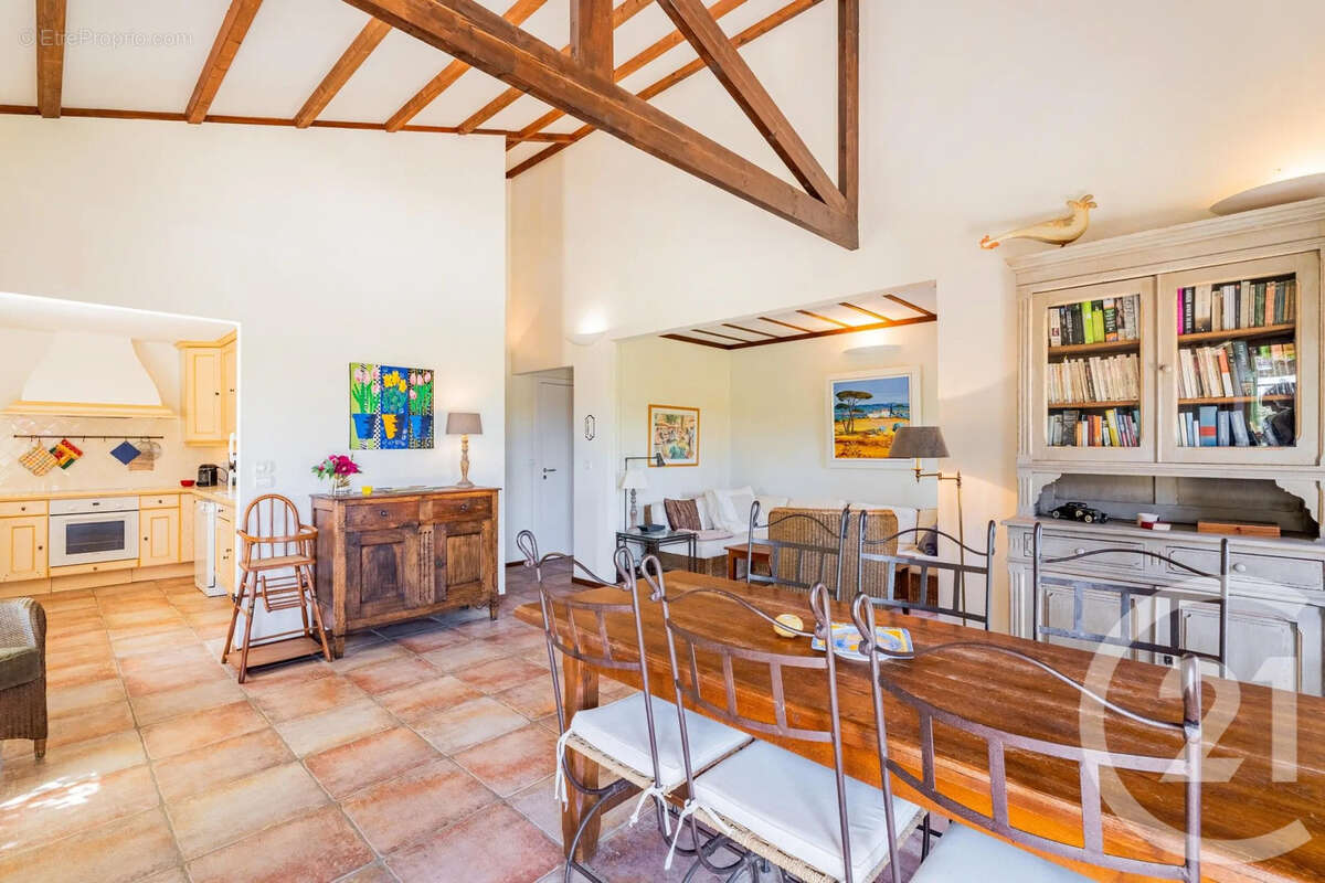 Maison à VILLENEUVE-LOUBET