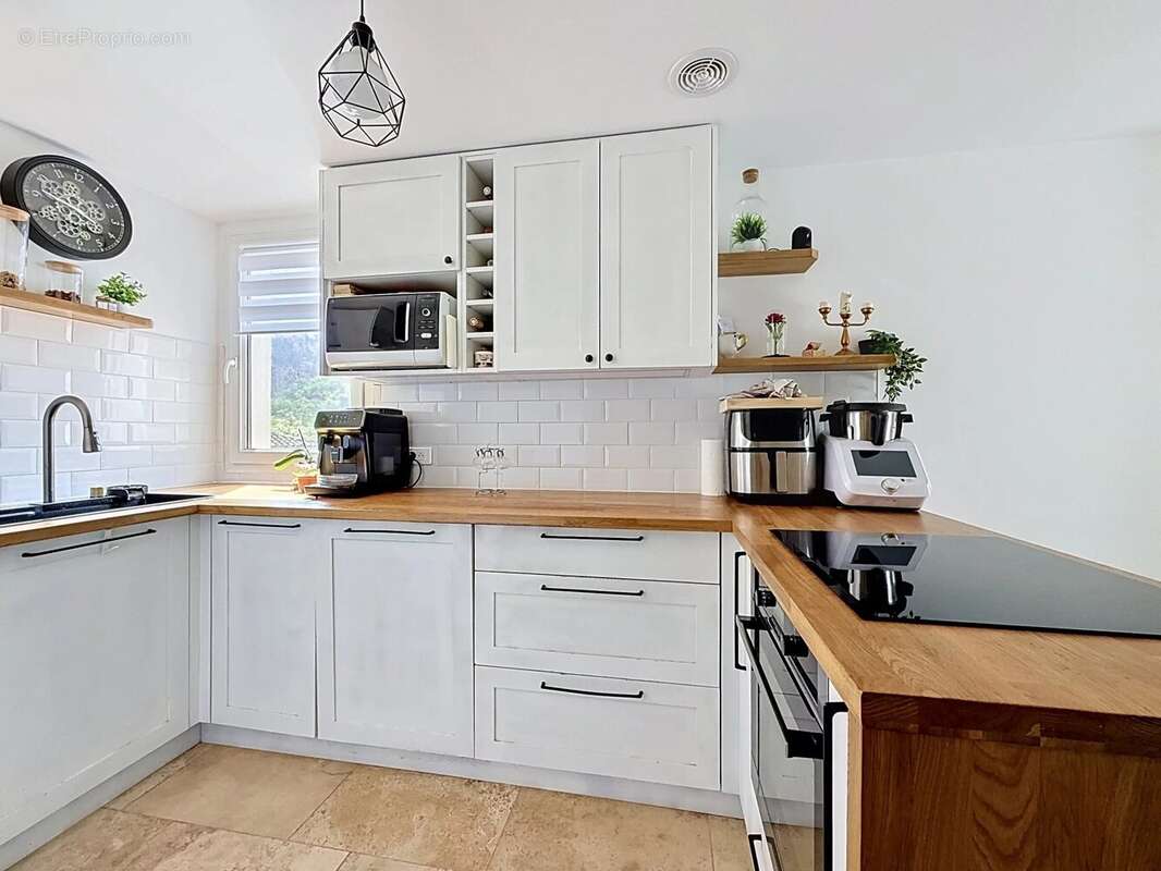 Appartement à LEVENS