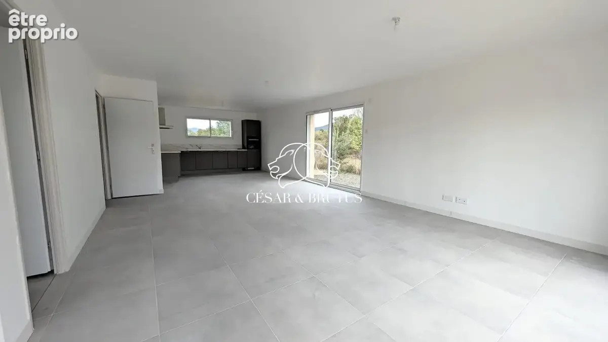 Maison 5 pièces 108 m² à vendre à Lavoute-Sur-Loire (43800) - photo 5
