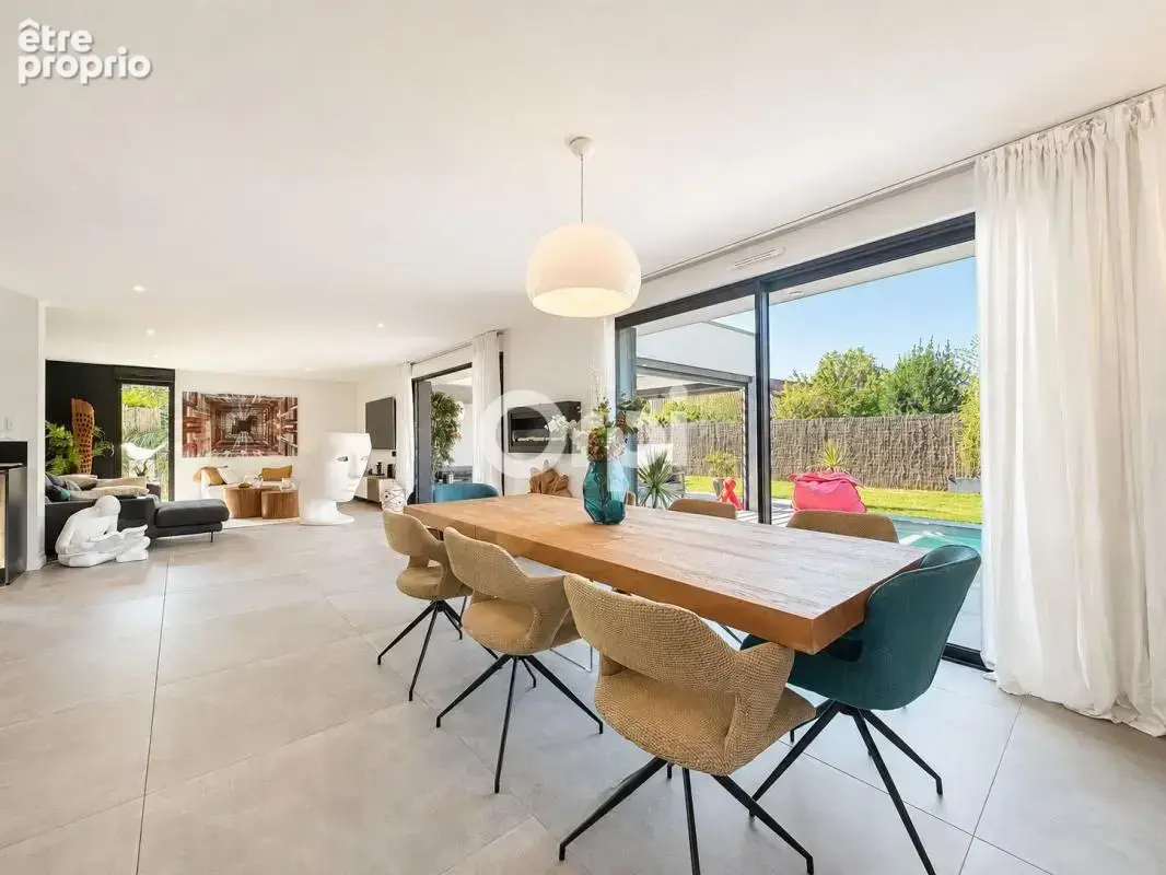 Villa d'Architecte 217m² A Vendre - photo 4